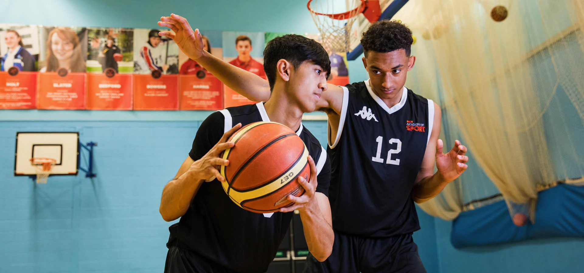 LeBron drops triple-double as Lakers top Warriors